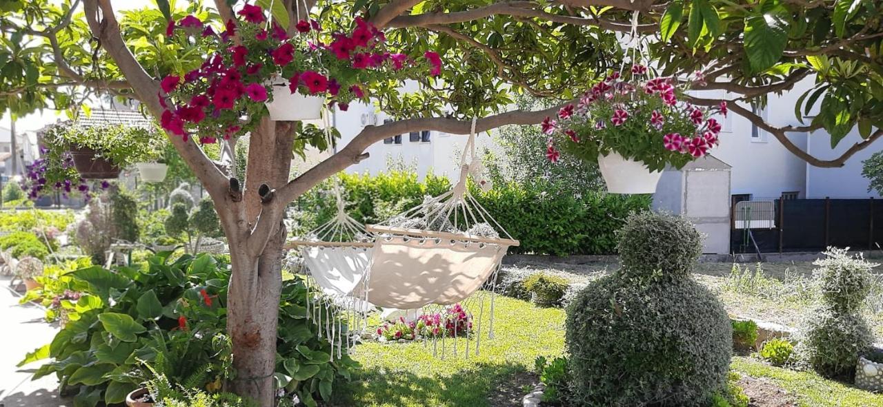 Apartmani Pina 2 Kaštela 外观 照片